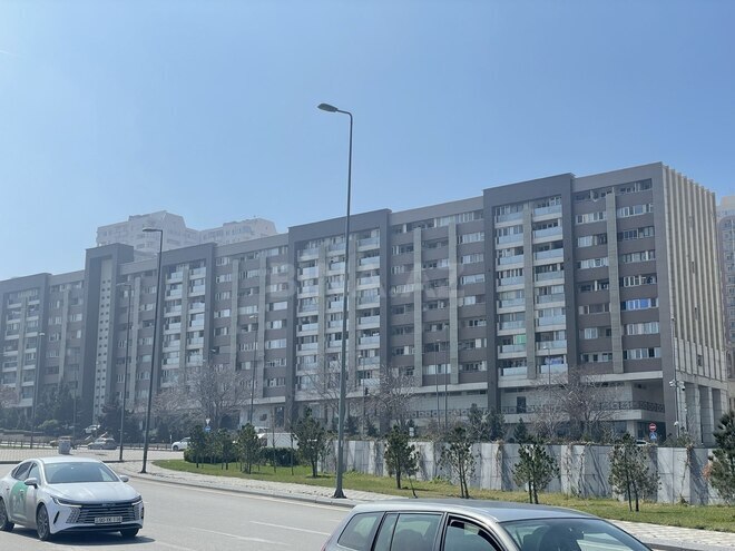 Продаётся 3-комн. вторичка 74 м², м. Элмляр Академиясы, photo 3 from 12