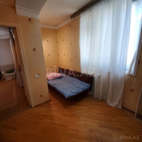İcarəyə verilir 3 otaqlı köhnə tikili 95 m², Gənclik m., photo 8 from 12