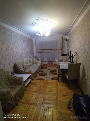 Satılır 2 otaqlı köhnə tikili 50 m², Hövsan q., photo 1 from 8