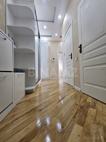 Продаётся 3-комн. новостройка 100 м², м. Кара Караев, photo 1 from 29