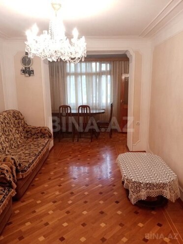 Продаётся 3-комн. вторичка 80 м², м. Иншаатчылар, photo 1 from 23