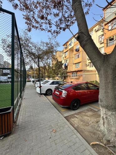 Satılır 2 otaqlı köhnə tikili 55 m², Nəriman Nərimanov m., photo 1 from 15
