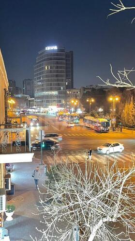 İcarəyə verilir 2 otaqlı köhnə tikili 40 m², 28 May m., photo 16 from 24