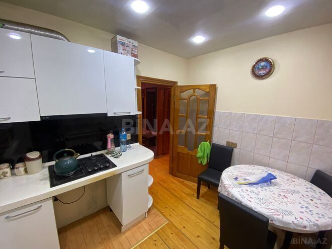 Satılır 3 otaqlı köhnə tikili 65 m², Qaraçuxur q., photo 9 from 12