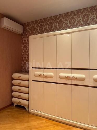 Satılır 8 otaqlı həyət evi/bağ evi 350 m², Həzi Aslanov q., photo 18 from 31