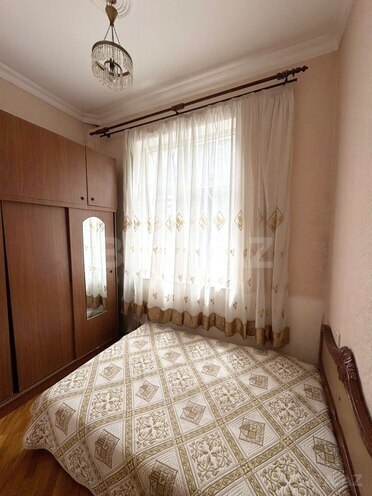 Satılır 2 otaqlı köhnə tikili 45 m², Nizami m., photo 4 from 8