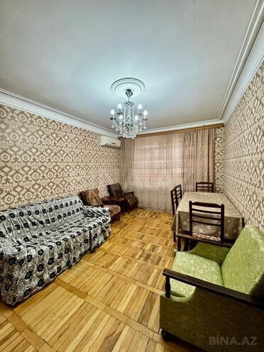 Продаётся 2-комн. вторичка 55 м², м. Элмляр Академиясы, photo 6 from 11