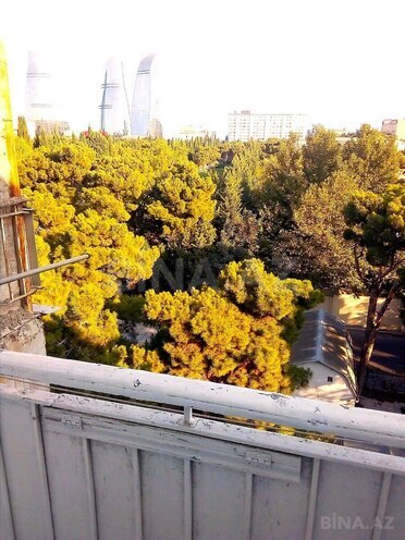 Satılır 3 otaqlı köhnə tikili 70 m², Yasamal r., photo 11 from 18