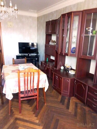 Satılır 3 otaqlı köhnə tikili 70 m², Yasamal r., photo 9 from 18