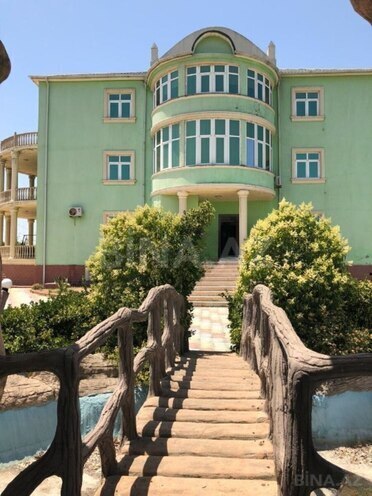 Satılır 8 otaqlı həyət evi/bağ evi 800 m², Novxanı q., photo 1 from 16