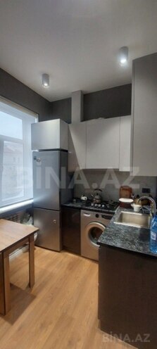 İcarəyə verilir 2 otaqlı köhnə tikili 68 m², Elmlər Akademiyası m., photo 5 from 10