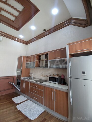 Сдаётся 3-комн. новостройка 130 м², м. Сахил, photo 24 from 32