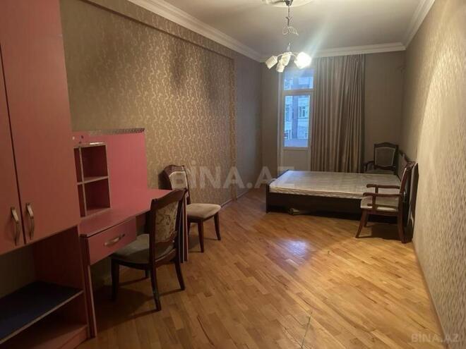Сдаётся 3-комн. новостройка 130 м², м. Насими, photo 6 from 13