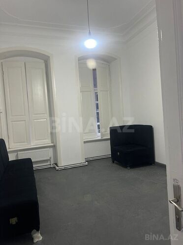 İcarəyə verilir 3 otaqlı köhnə tikili 100 m², Sahil m., photo 6 from 10