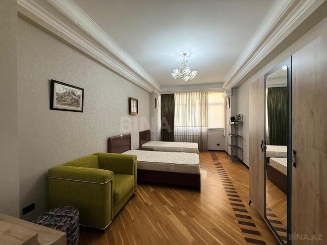 Продаётся 3-комн. новостройка 137 м², Насиминский  р., photo 9 from 28