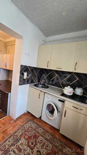 Satılır 2 otaqlı köhnə tikili 50 m², İnşaatçılar m., photo 11 from 17