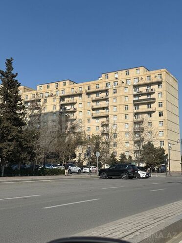 Продаётся 3-комн. вторичка 95 м², Ясамальский р., photo 17 from 18