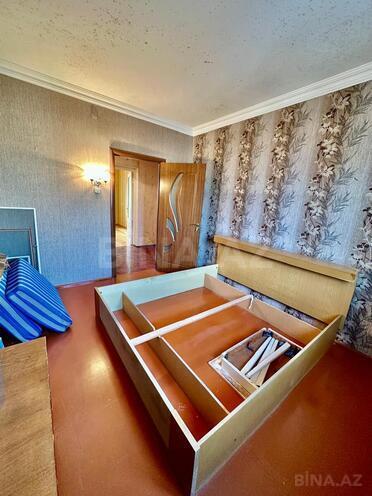Продаётся 3-комн. вторичка 80 м², м. Кара Караев, photo 6 from 16