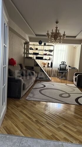 Продаётся 2-комн. вторичка 80 м², м. Элмляр Академиясы, photo 3 from 16