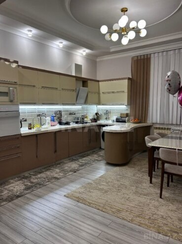 Satılır 3 otaqlı köhnə tikili 110 m², Bayıl q., photo 8 from 25