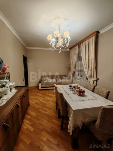 Satılır 3 otaqlı köhnə tikili 65 m², 8-ci mikrorayon q., photo 3 from 18