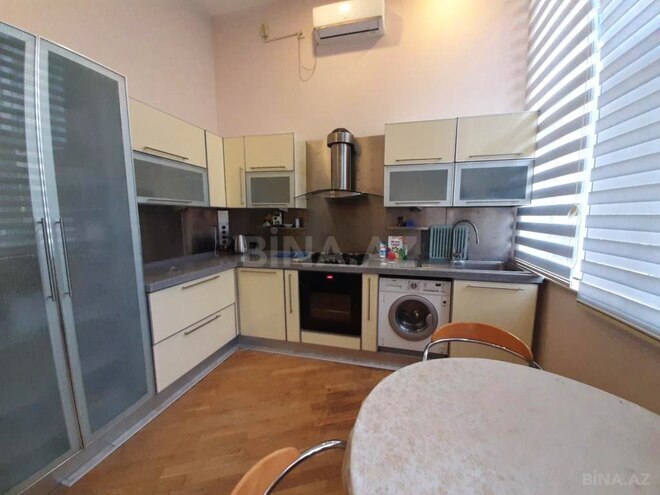 İcarəyə verilir 4 otaqlı köhnə tikili 170 m², 28 May m., photo 6 from 21