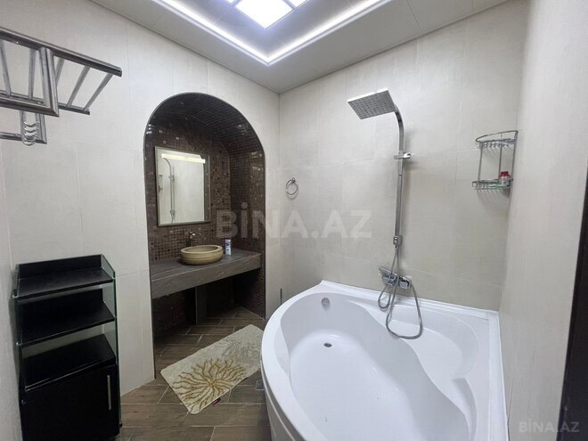 İcarəyə verilir 4 otaqlı köhnə tikili 170 m², 28 May m., photo 14 from 21