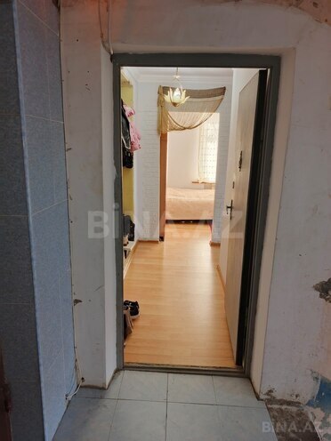 Продаётся 1-комн. вторичка 35 м², м. Нефтчиляр, photo 6 from 7