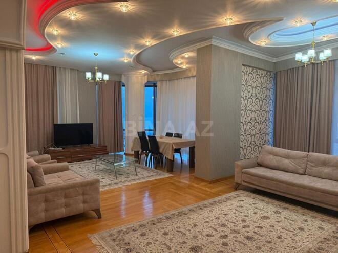 İcarəyə verilir 4 otaqlı yeni tikili 200 m², 28 May m., photo 3 from 19