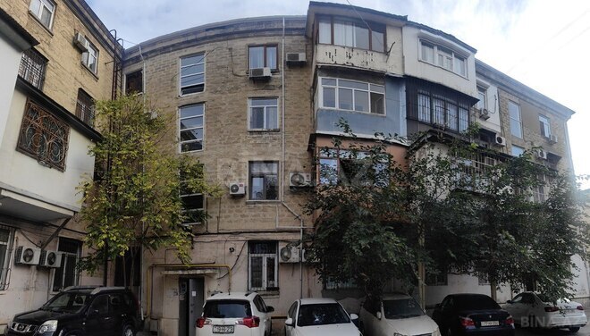 Продаётся 2-комн. вторичка 67 м², м. Гянджлик, photo 13 from 14