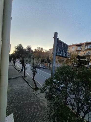 Продаётся 3-комн. вторичка 85 м², м. Низами, photo 14 from 15