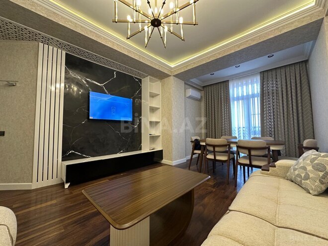 İcarəyə verilir 3 otaqlı yeni tikili 110 m², 8 Noyabr m., photo 3 from 20