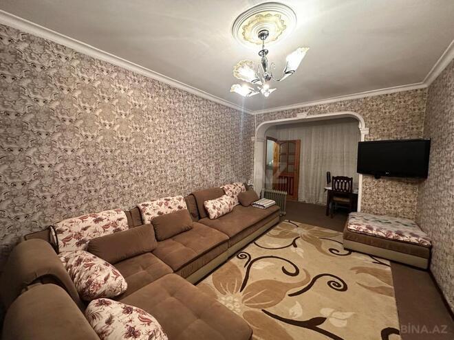 Satılır 2 otaqlı köhnə tikili 45 m², Xalqlar Dostluğu m., photo 3 from 9