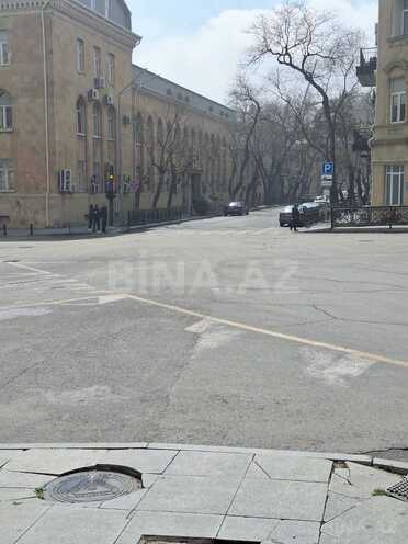 Продаётся 2-комн. вторичка 55 м², м. Ичеришехер, photo 20 from 24