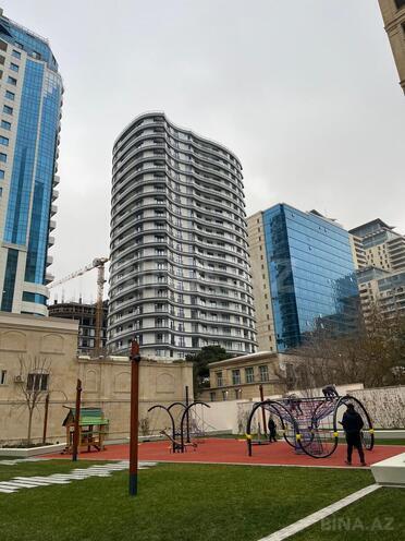 Продаётся 4-комн. новостройка 162 м², м. 28 мая, photo 1 from 9