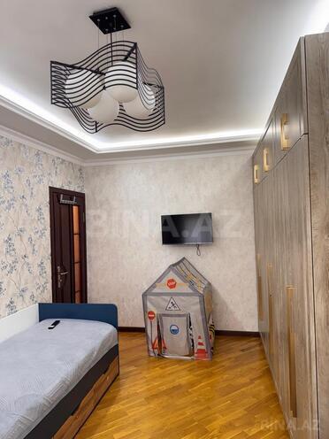 Продаётся 4-комн. вторичка 110 м², м. Ази Асланов, photo 15 from 32