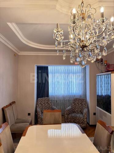 Продаётся 4-комн. вторичка 110 м², м. Ази Асланов, photo 7 from 32