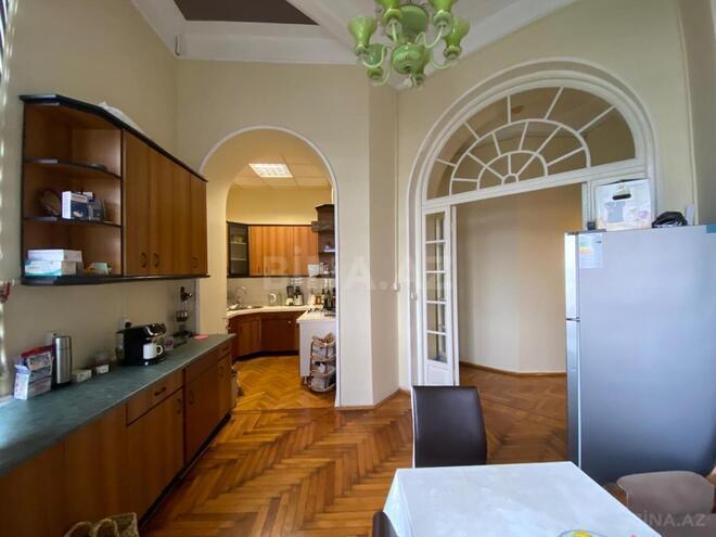 Продаётся 4-комн. вторичка 165 м², м. Ичеришехер, photo 25 from 26