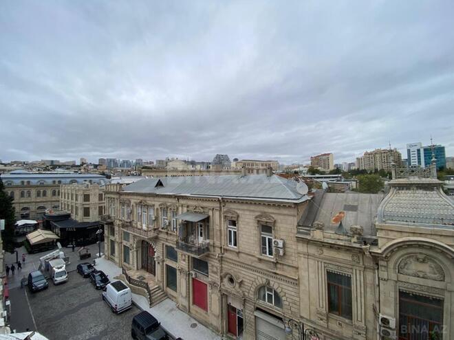 Продаётся 4-комн. вторичка 165 м², м. Ичеришехер, photo 11 from 26