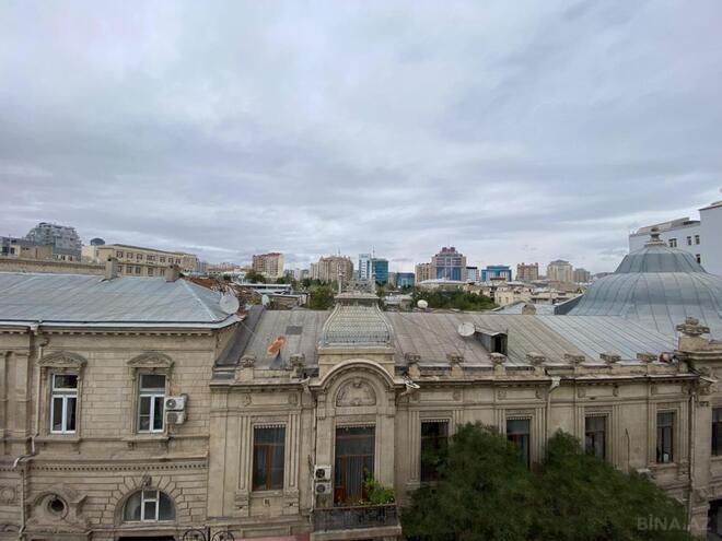 Продаётся 4-комн. вторичка 165 м², м. Ичеришехер, photo 12 from 26