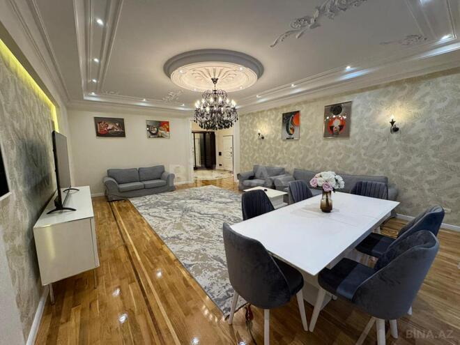 Satılır 4 otaqlı yeni tikili 220 m², 28 May m., photo 3 from 22