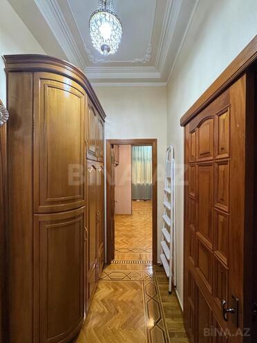 Satılır 5 otaqlı köhnə tikili 150 m², Nizami m., photo 24 from 26