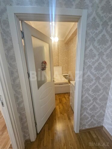 Продаётся 2-комн. новостройка 72 м², м. Кара Караев, photo 3 from 14