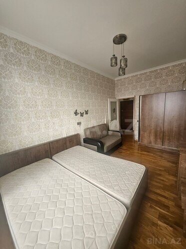 Продаётся 2-комн. новостройка 72 м², м. Кара Караев, photo 6 from 14