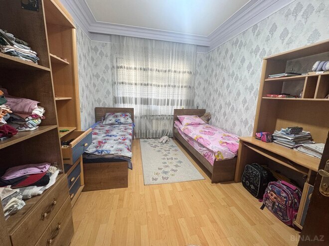 Продаётся 4-комн. вторичка 100 м², м. Нефтчиляр, photo 7 from 15