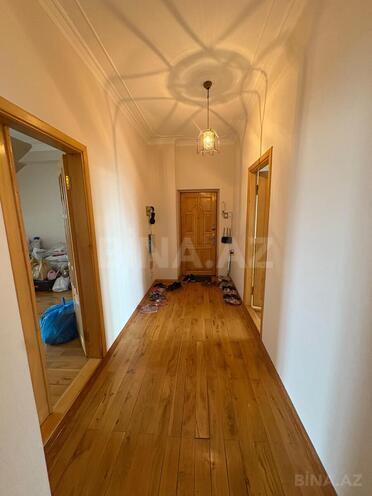 Продаётся 3-комн. новостройка 112 м², м. Иншаатчылар, photo 1 from 26