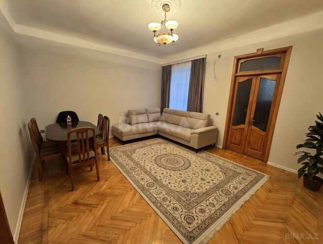 İcarəyə verilir 2 otaqlı köhnə tikili 50 m², 28 May m., photo 3 from 12