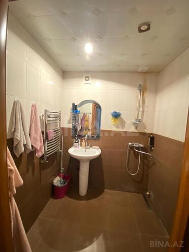 Satılır 4 otaqlı köhnə tikili 105 m², Badamdar q., photo 14 from 16