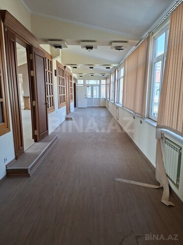 Satılır 11 otaqlı köhnə tikili 700 m², Sahil m., photo 9 from 27