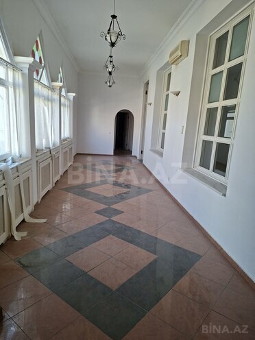 Satılır 11 otaqlı köhnə tikili 700 m², Sahil m., photo 15 from 27